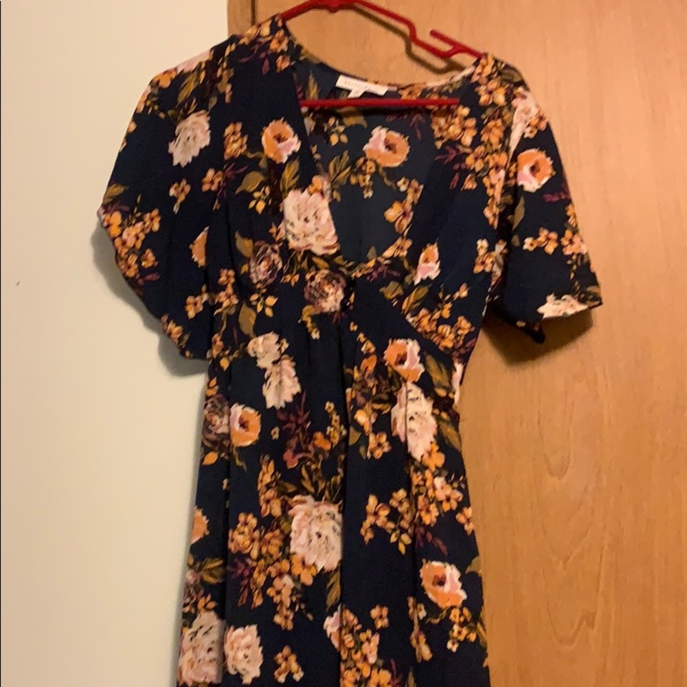 MAXI FLORAL WITH STUNNING CAP SLEEVES